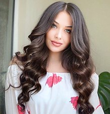 Yulia Kolomyia 1413843