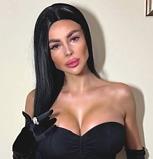 Polina Kyiv 1807321