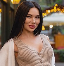 Iryna Odesa 1915729